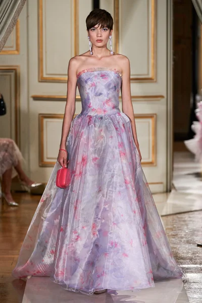 Look 50